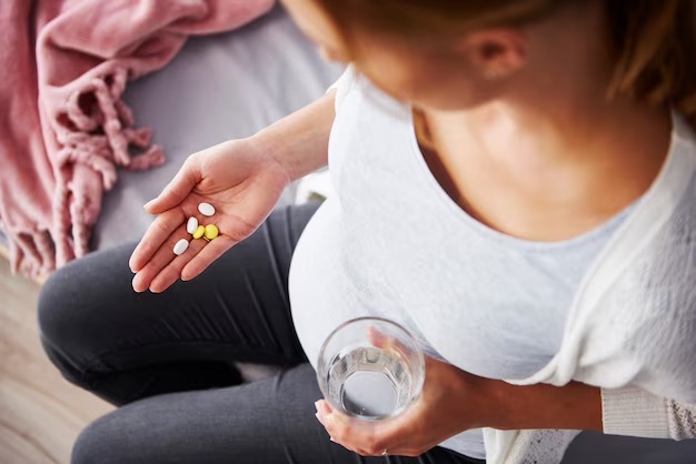 چقدر ویتامین D در دوران بارداری باید استفاده کنم؟